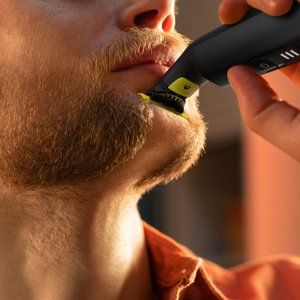 Oneblade 360 Pro Hybrid Electric Trimmer QP653170